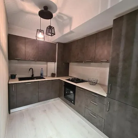 1 * Bukarest